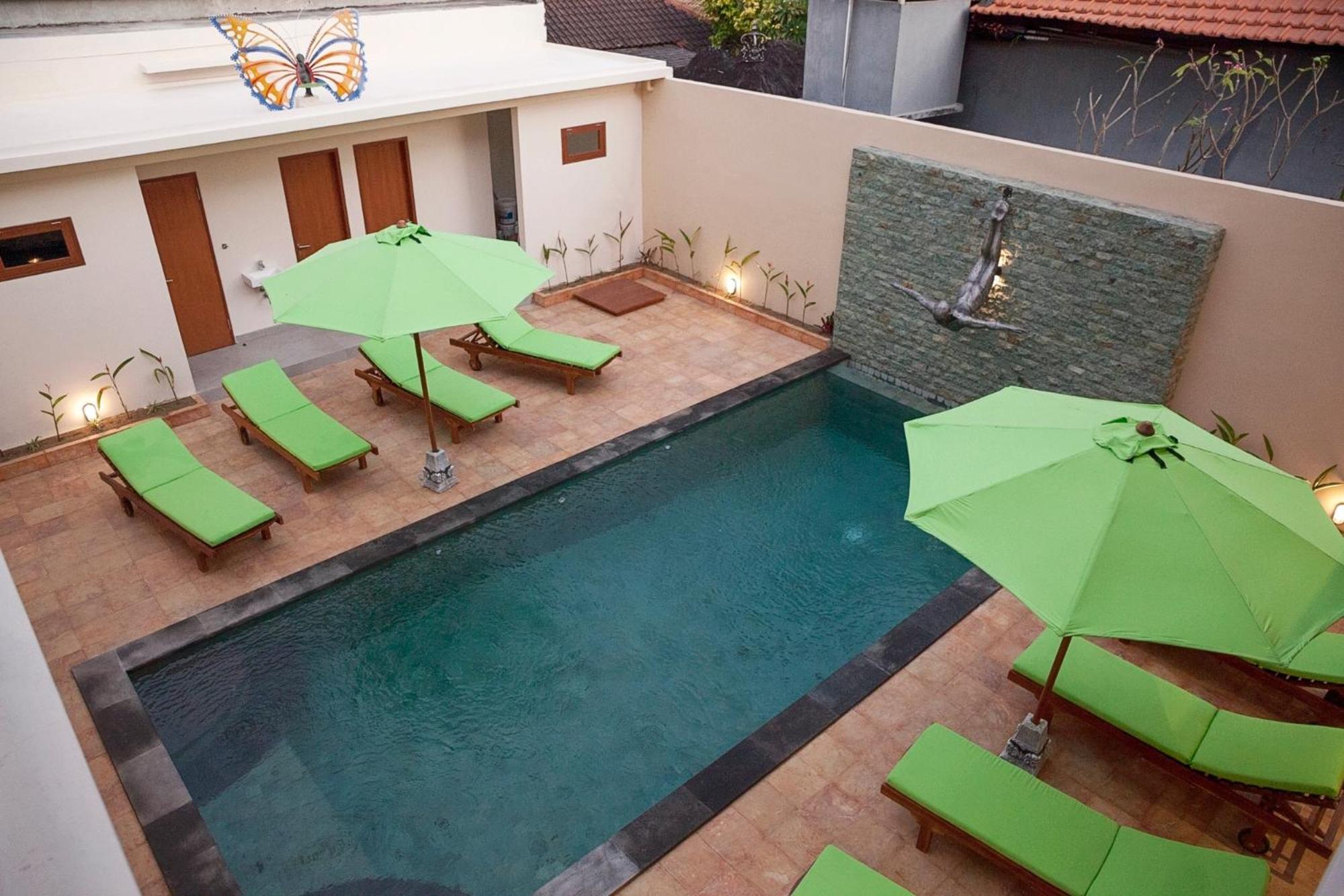 Pineapple Villa Sanur Exterior photo